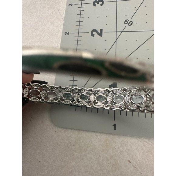 Silver tone 316 L Stainless steel light pale blue rhinestones bangle bracelet - Picture 9 of 9